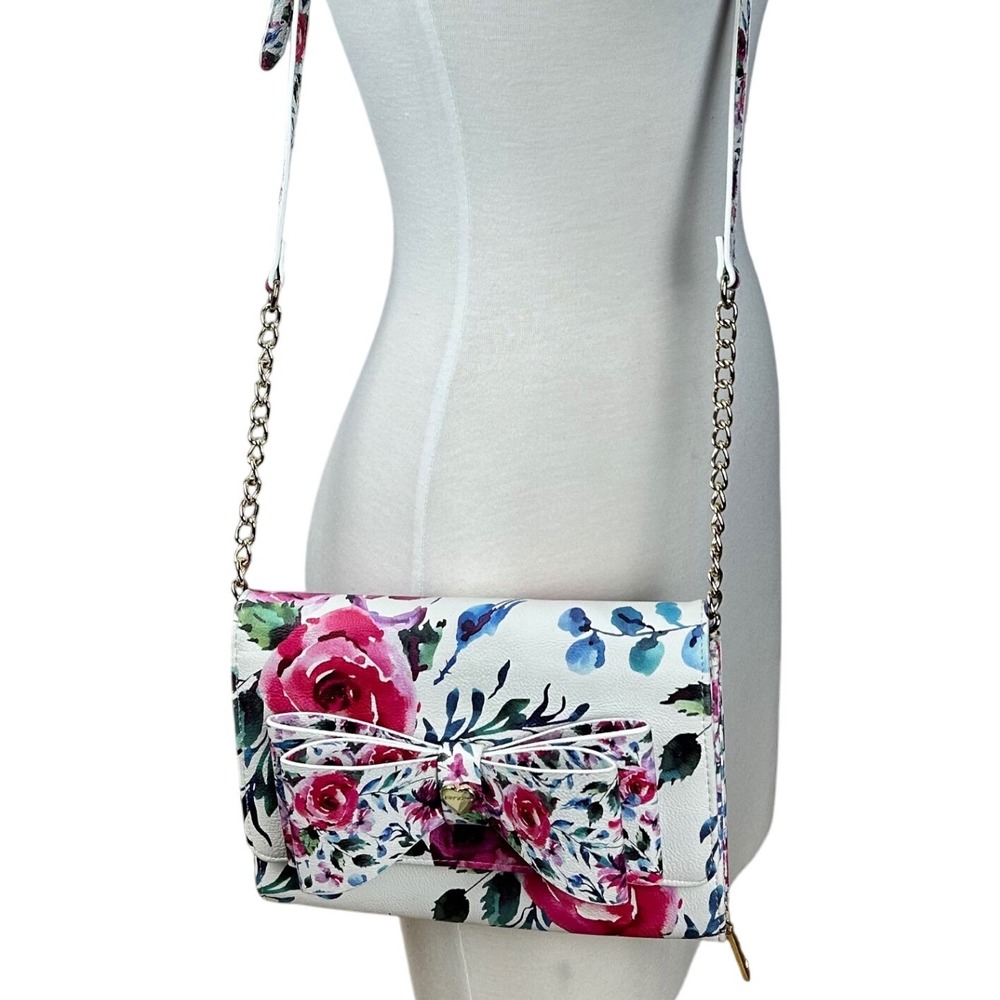 Betsey Johnson Floral Print Crossbody Bag Clutch with Bow Gold Chain